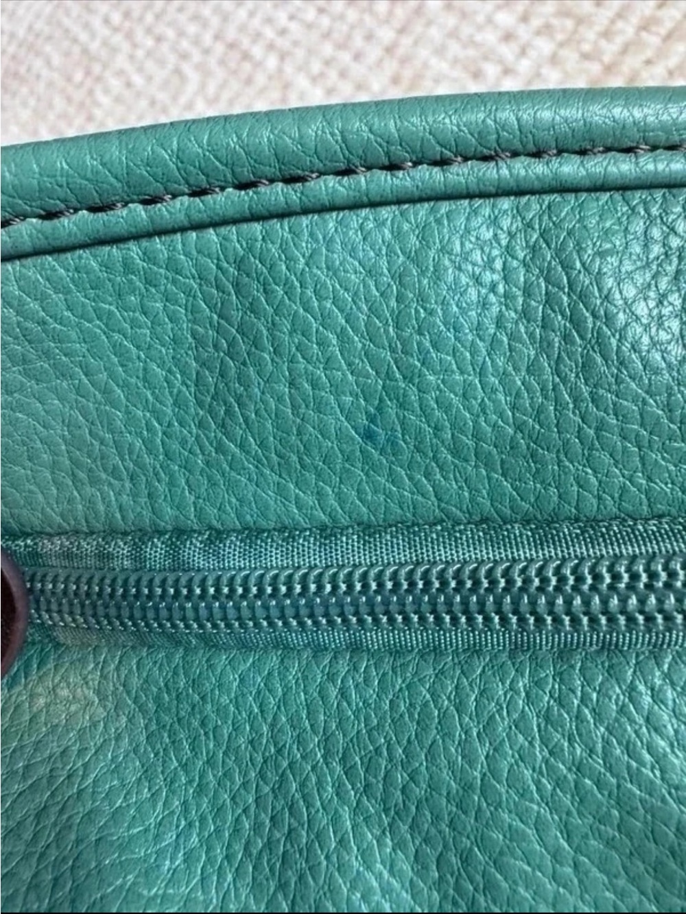 CHALA VEGAN LEATHER PURSE - Picture 16 of 16